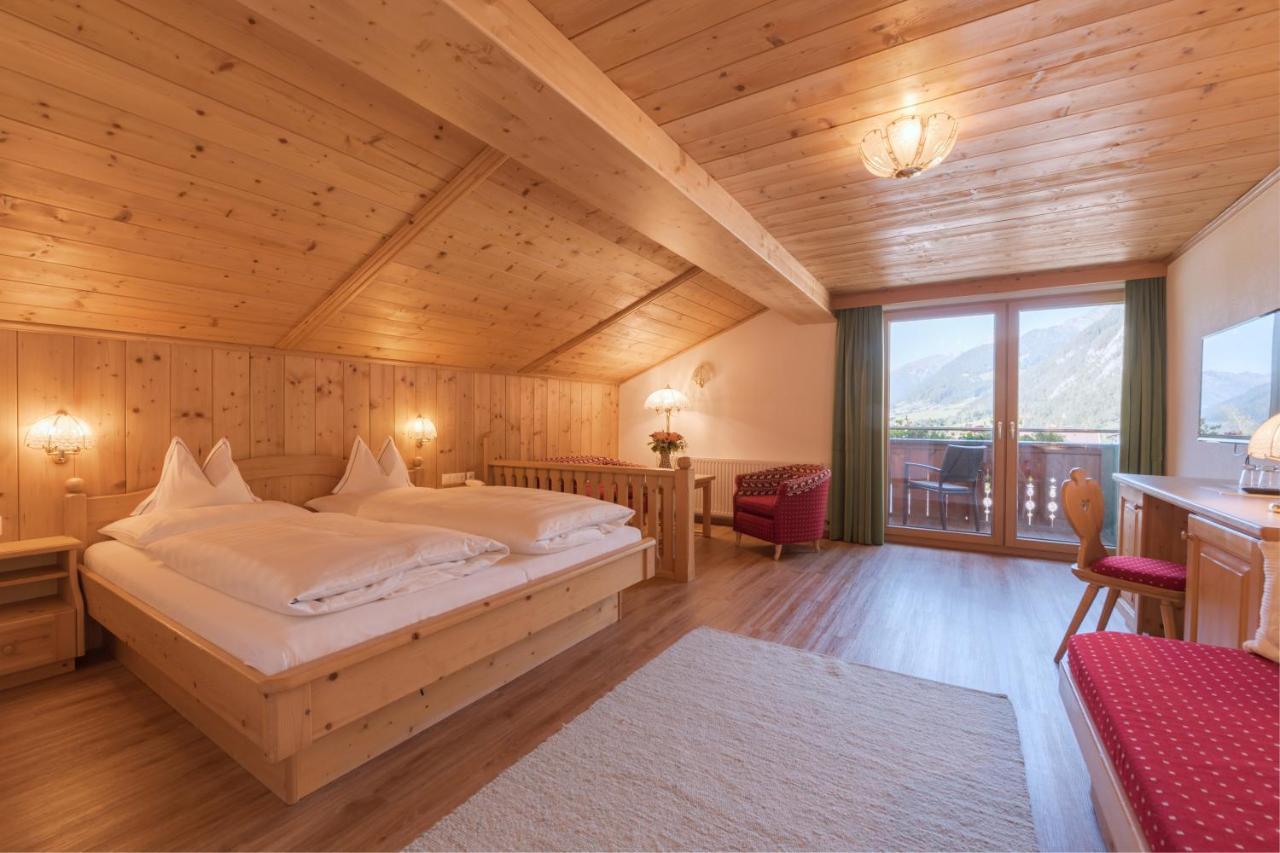 Hotel Traube Петтной-ам-Арльберг Екстер'єр фото